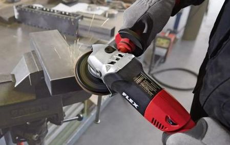 Jak pracovat bezpečně s úhlovou bruskou