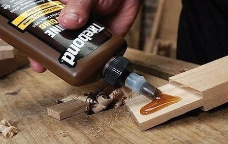 Jak si usnadnit lepení dřeva