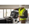 Stohování tašky ToughBuilt StackTech na boxy – rychlé usazení do systému při práci