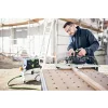 Ponorná pila Festool TS 60 při řezání dřeva s vodicí lištou a odsáváním