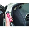 Milescraft Drive90PLUS při práci v těsném prostoru u palubní desky auta